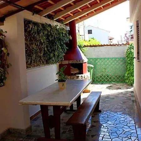 In With Three-bedrooms 1 Διαμέρισμα