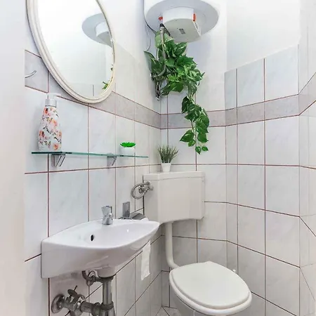 In With Three-bedrooms 1 Διαμέρισμα