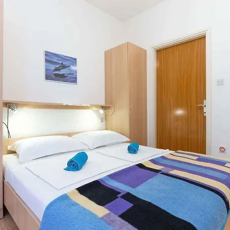 Apartment In With Three-bedrooms 1